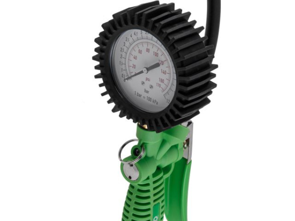 Пистолет для подкачки шин ECO TIG-50 с манометром (поворотный манометр)