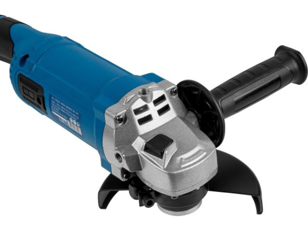 Двуручная углошлифмашина BULL WS 1501 в кор. 150 мм, 1400 Вт, 8400 об/мин, пылезащ., 4м кабель (3.4 кг, М14)