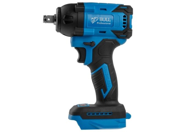 Аккум. ударный гайковерт BULL SC 1804 в чем. БЕСЩЕТ., 18 В, 400 Н*м, 1/2", 1х4 А*ч, з/у 4 А (вес 2.0 кг)