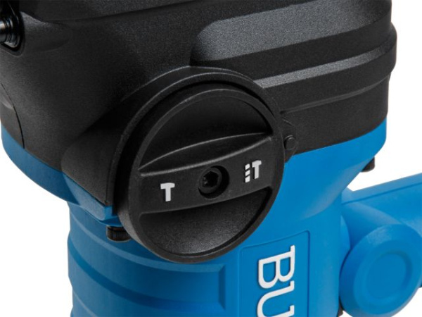 Перфоратор BULL BH 3202 в чем. 1500 Вт, 6,5 Дж, 32 мм, 2 реж. + 2 зуб., 3 сверла, SDS-plus (4,5 кг)