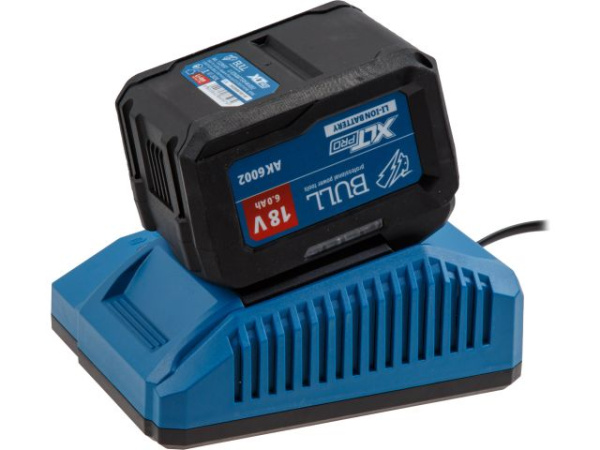 Зарядное устройство BULL LD 5002 1 слот, 6 А XLTpro (18.0 В, 6.0 А, быстрая зарядка)