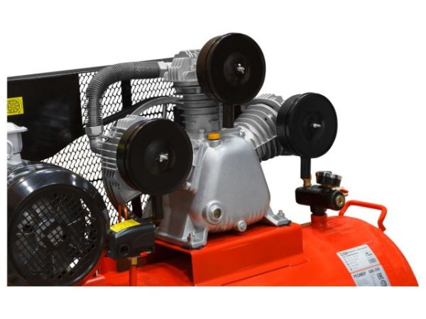 Компрессор HDC HD-A203 ременной (900 л/мин, 10 атм, ременной, масляный, ресив. 200 л, 380 В, 6.50 кВт)